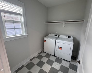 621 Marshskip Way - Photo Thumbnail 13