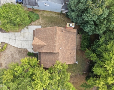 105 Halpen Drive - Photo Thumbnail 39
