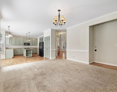 105 Halpen Drive - Photo Thumbnail 13