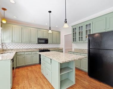 105 Halpen Drive - Photo Thumbnail 6