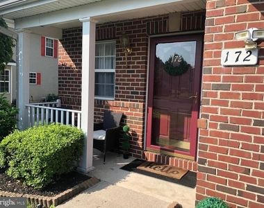 172 Fountayne Lane - Photo Thumbnail 1
