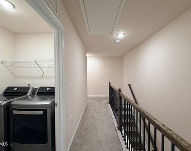 1119 Sycaten Street - Photo Thumbnail 14