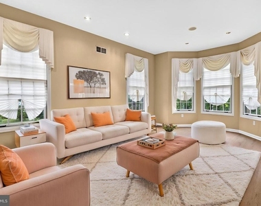 15 Scenic Drive - Photo Thumbnail 4