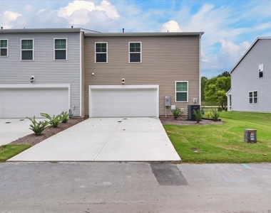 210 Redford Place Drive - Photo Thumbnail 27