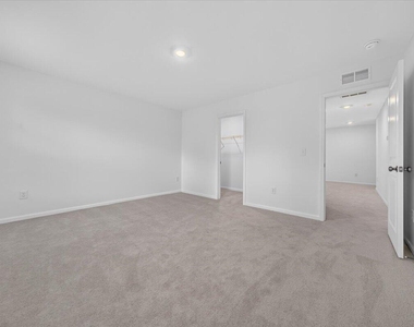 210 Redford Place Drive - Photo Thumbnail 20