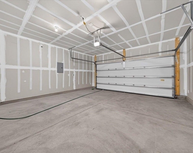 210 Redford Place Drive - Photo Thumbnail 29
