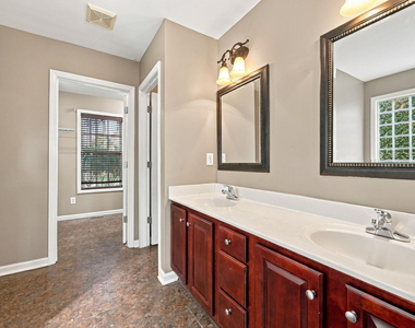 570 Buchanan Road - Photo Thumbnail 20