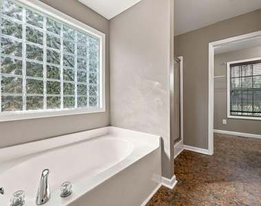 570 Buchanan Road - Photo Thumbnail 19