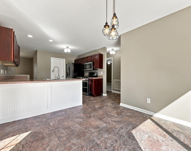 570 Buchanan Road - Photo Thumbnail 6