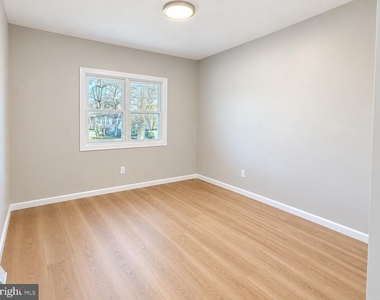 814a Hessian Avenue - Photo Thumbnail 7