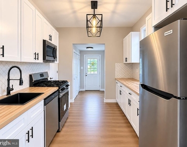 814a Hessian Avenue - Photo Thumbnail 1