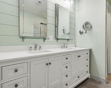 5022 Isabella Cannon Drive - Photo Thumbnail 13