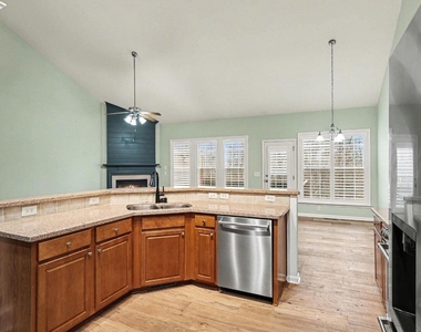 5022 Isabella Cannon Drive - Photo Thumbnail 9