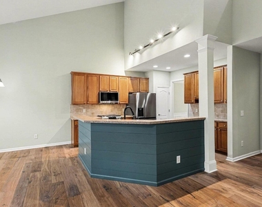 5022 Isabella Cannon Drive - Photo Thumbnail 7