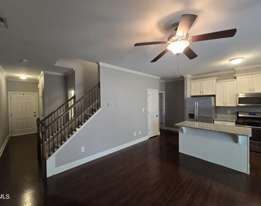 142 Cobalt Creek Way - Photo Thumbnail 2