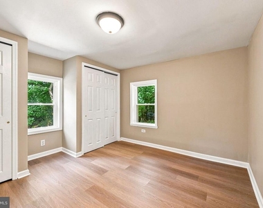 208 Hartford Road - Photo Thumbnail 25