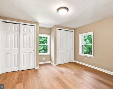 208 Hartford Road - Photo Thumbnail 24