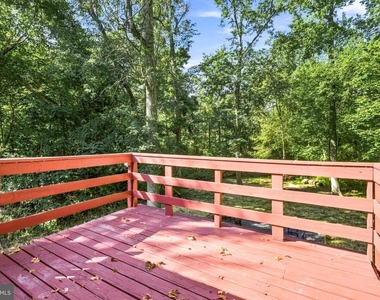 208 Hartford Road - Photo Thumbnail 31