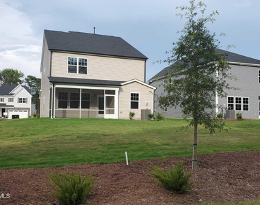 812 Matterhorn Drive - Photo Thumbnail 39