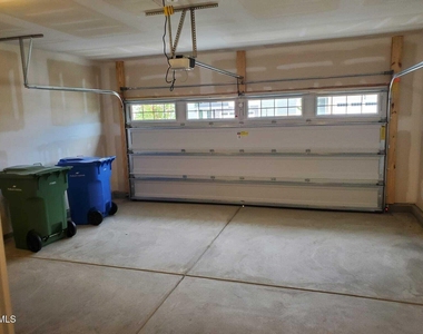 812 Matterhorn Drive - Photo Thumbnail 36