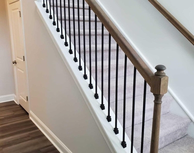 812 Matterhorn Drive - Photo Thumbnail 18