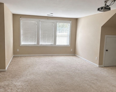 4134 Vallonia Drive - Photo Thumbnail 26