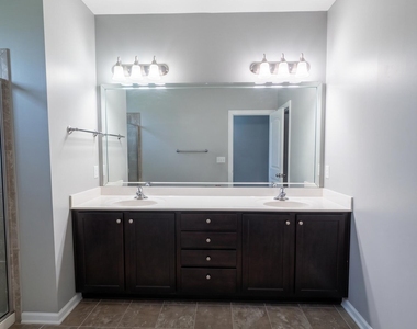 4134 Vallonia Drive - Photo Thumbnail 14