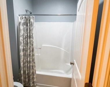 4134 Vallonia Drive - Photo Thumbnail 19