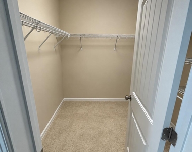 4134 Vallonia Drive - Photo Thumbnail 15