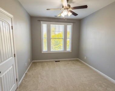 4134 Vallonia Drive - Photo Thumbnail 18
