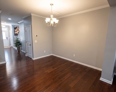 4134 Vallonia Drive - Photo Thumbnail 7