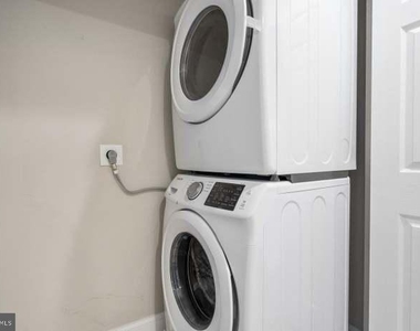 1401 Ora Lea Lane - Photo Thumbnail 25