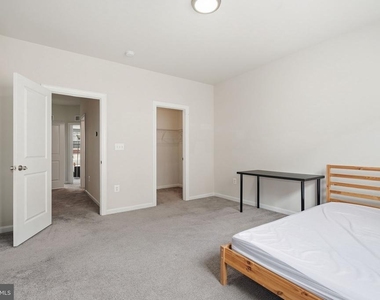 4757 Cherokee Street - Photo Thumbnail 20