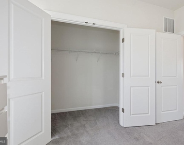 4757 Cherokee Street - Photo Thumbnail 35
