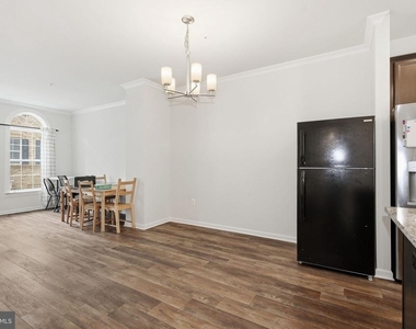 4757 Cherokee Street - Photo Thumbnail 10