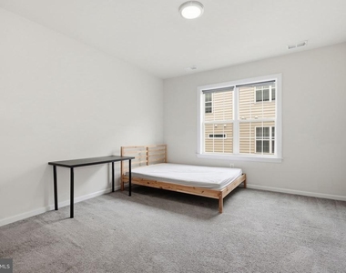 4757 Cherokee Street - Photo Thumbnail 18