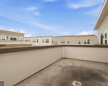 4757 Cherokee Street - Photo Thumbnail 46