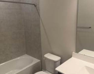 14916 Townshend Avenue - Photo Thumbnail 8