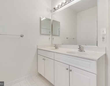 5214 Lynns Retreat Drive - Photo Thumbnail 32