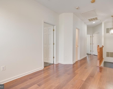 5214 Lynns Retreat Drive - Photo Thumbnail 29