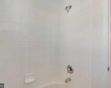 5214 Lynns Retreat Drive - Photo Thumbnail 33
