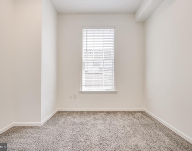 5214 Lynns Retreat Drive - Photo Thumbnail 25