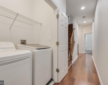 5214 Lynns Retreat Drive - Photo Thumbnail 24