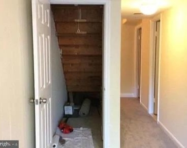 9 Midline Road - Photo Thumbnail 20