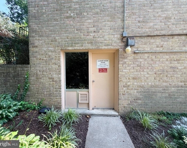 3133 W University Blvd - Photo Thumbnail 1