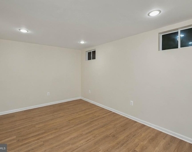1327 Alderton Lane - Photo Thumbnail 26