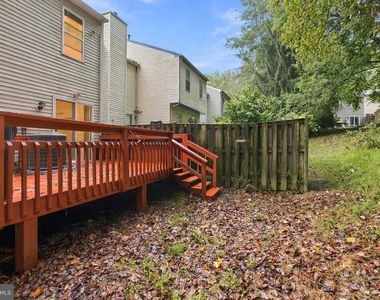 1327 Alderton Lane - Photo Thumbnail 34