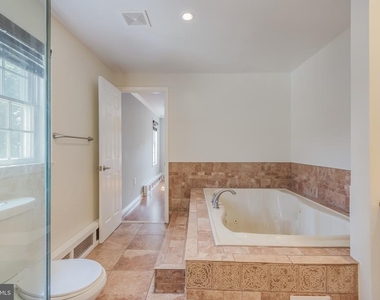 820 Philadelphia Avenue - Photo Thumbnail 19