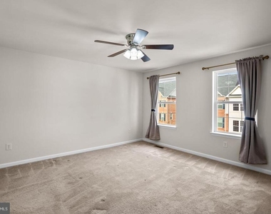 7977 Alchemy Way - Photo Thumbnail 15