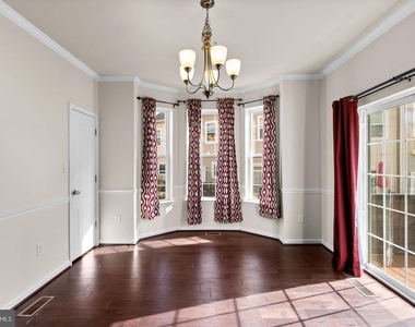 7977 Alchemy Way - Photo Thumbnail 10